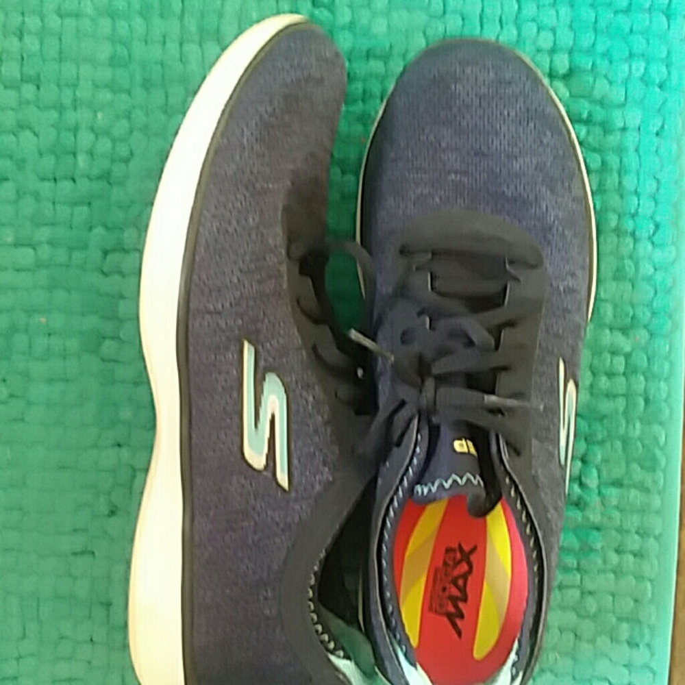 Sketcher's Go Step Lite Sneakers